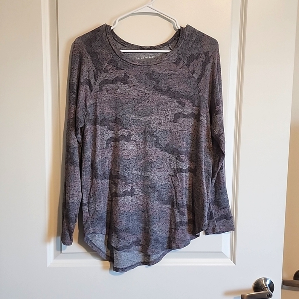 American Eagle, camo, light weight, sweater